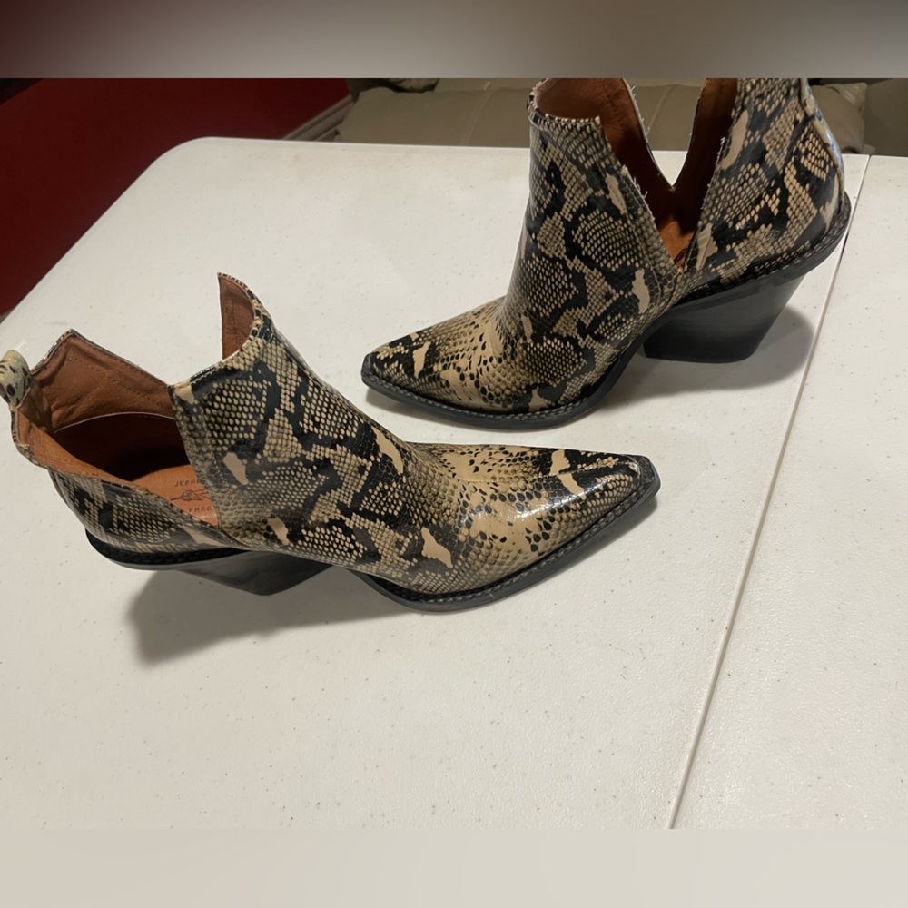 Jeffrey Campbell/Free People. Split faux snake ankle booties. Size 6. - Picture 6 of 8